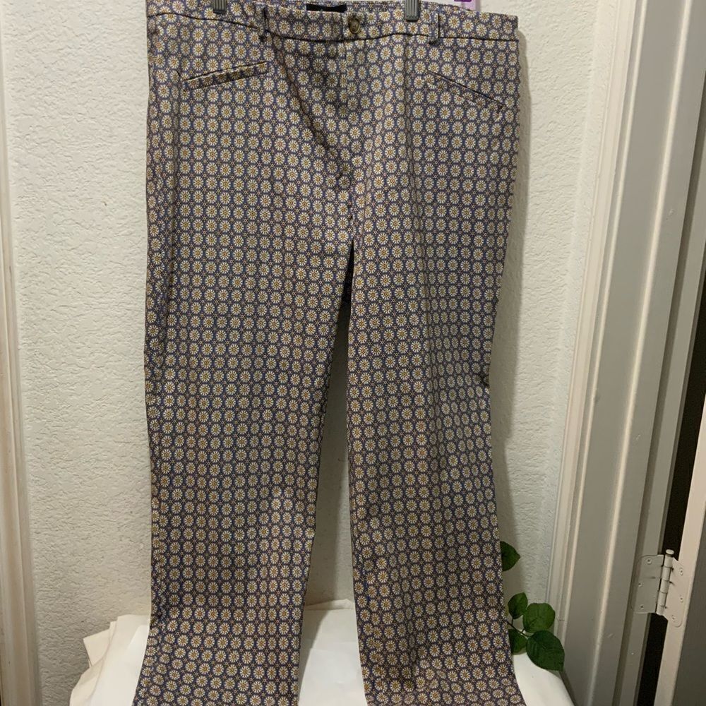MELISSA PAIGE Print Pants Purple Floral Geometric Print Tapered
MSRP$ 58 NWT.